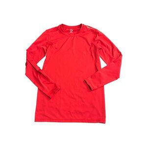Long-sleeve Athletic Undershirt